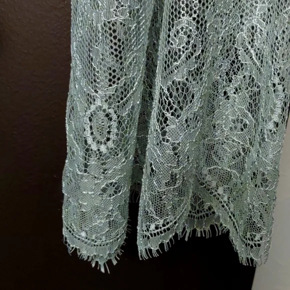 Beautiful Wrap Top - Laced Bell Sleeves - Picture 8 of 8